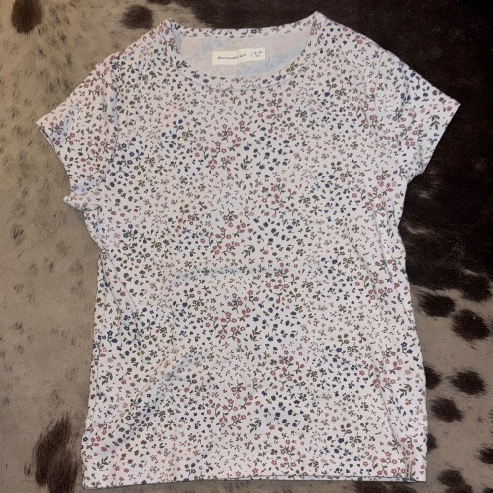 Abercrombie Kids Blue and Pink Short Sleeve Tee